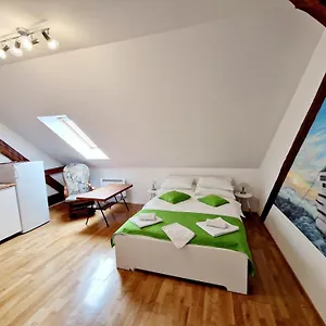 Teslova 3* Lublana