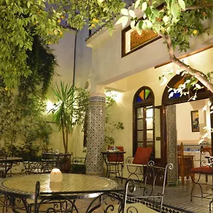 riad-jardin-chrifa.hotelfesmorocco.com/
